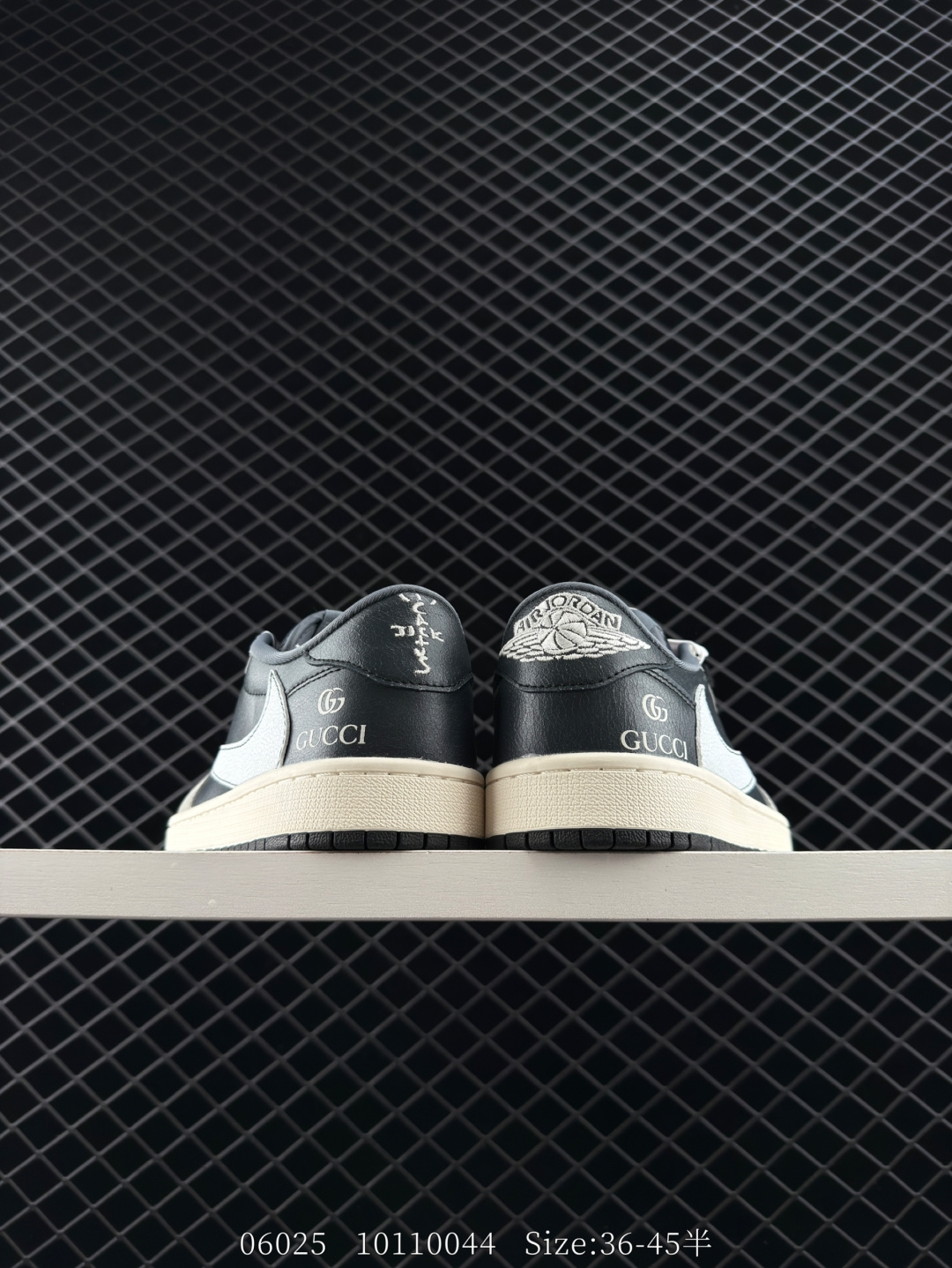 Nike Air Jordan 1 x Travis Scott AJ1